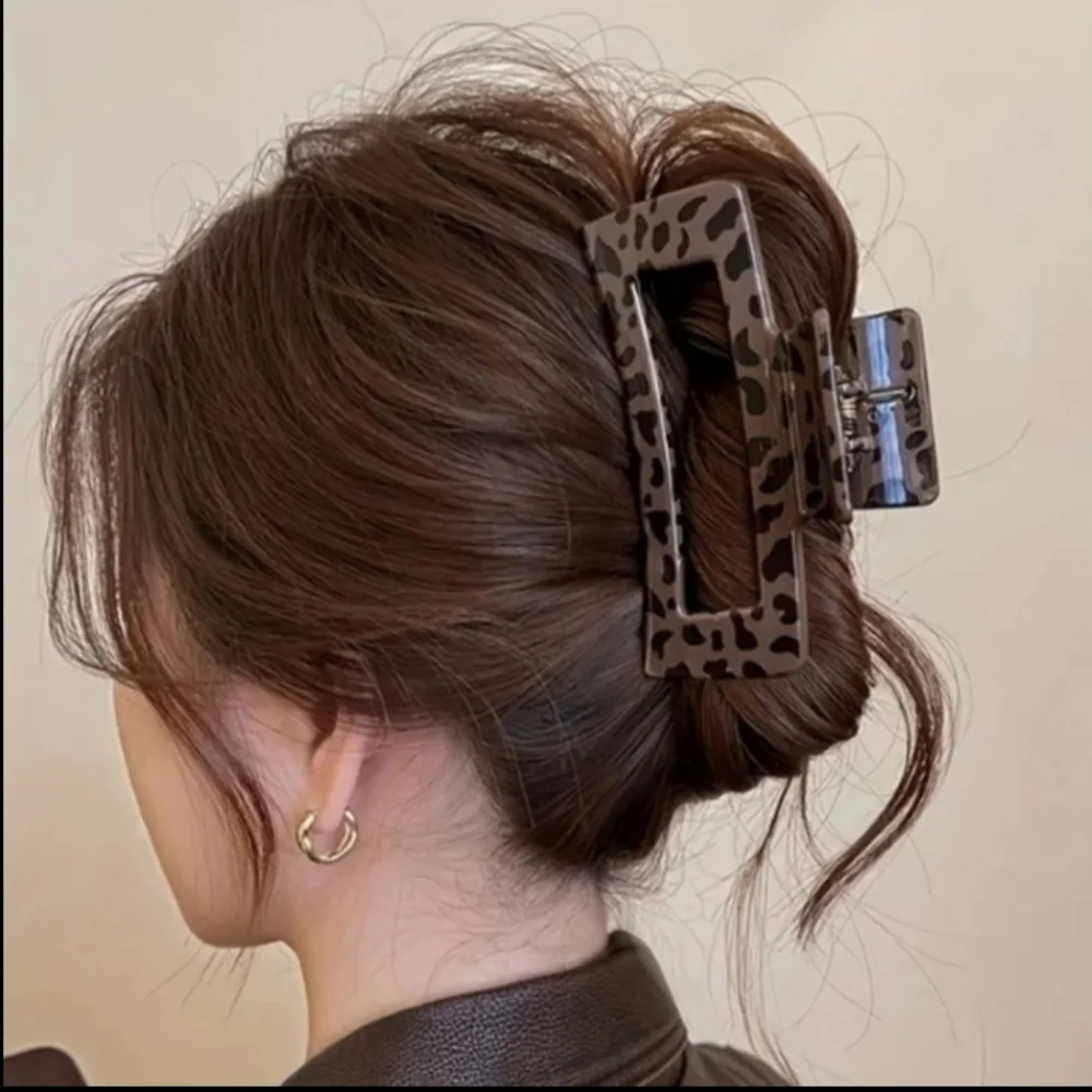 Leopard Print Claw Clip Hair Accessories